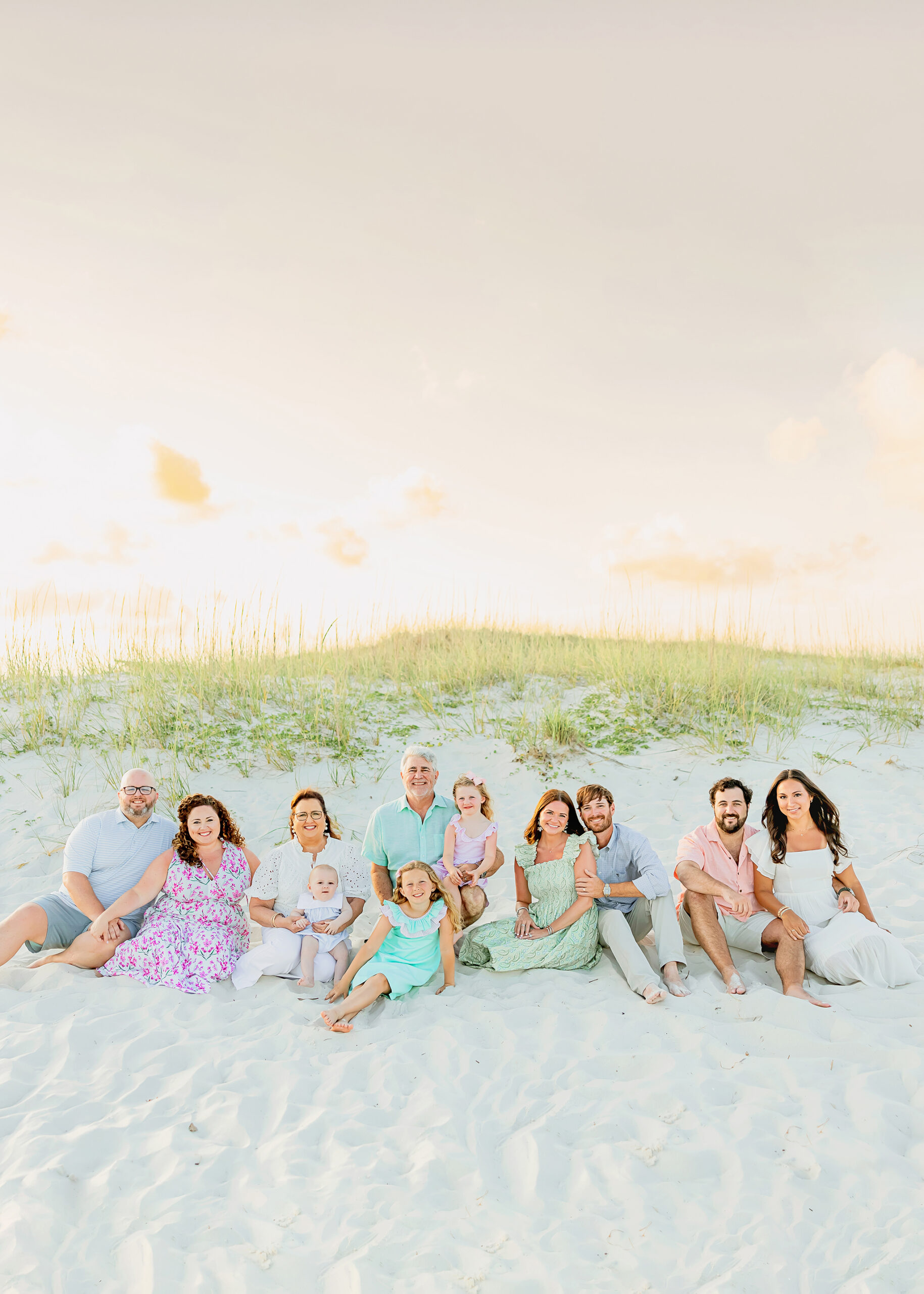 Gulf shores photographer captures extended family on the beach